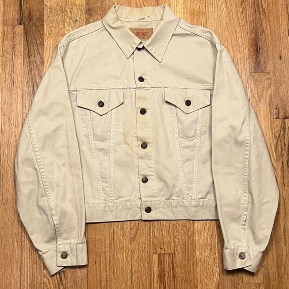 Insanely rare levis type 2 Big E Nebrasland1967 Levi-s Men's Cream Denim Jacket